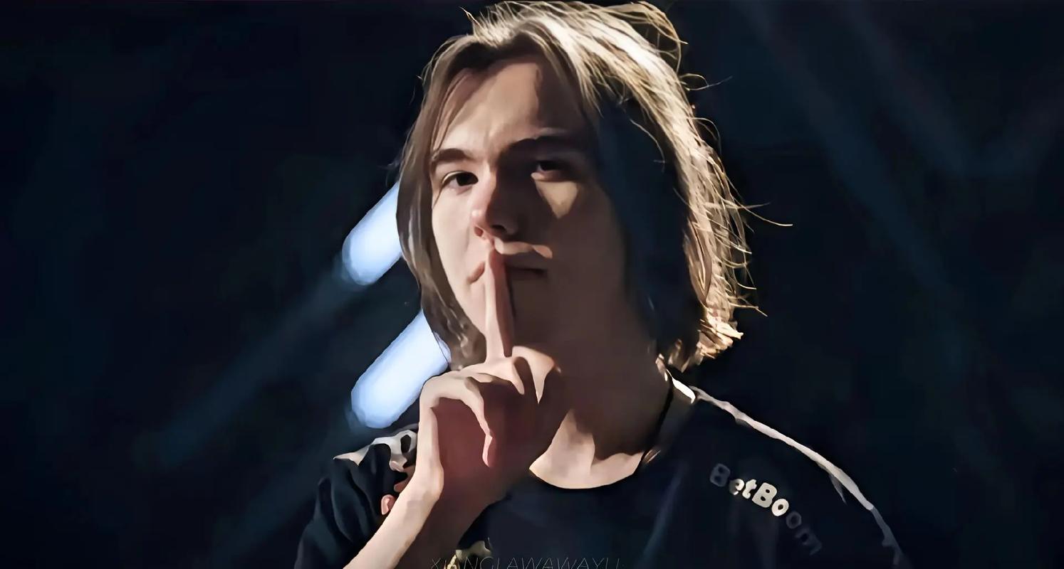 LPL微笑解说WE变脸现场：从摆到烂 已不值得破防