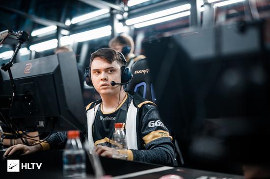 Jiejie：季后赛阶段最想跟LNG交手吧 我想跟Scout再打一次